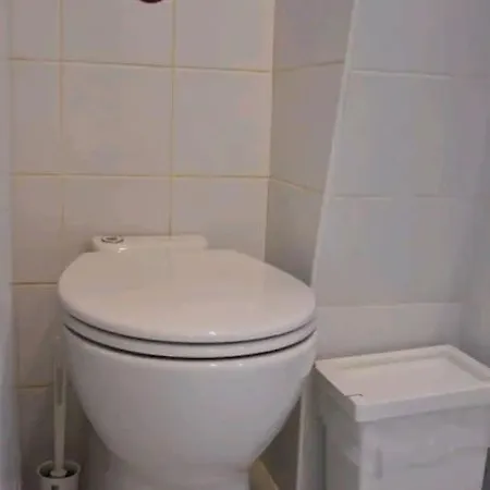 Coeur De Joli Nid Calme Clair Type Pied Notre Dame Appartement *